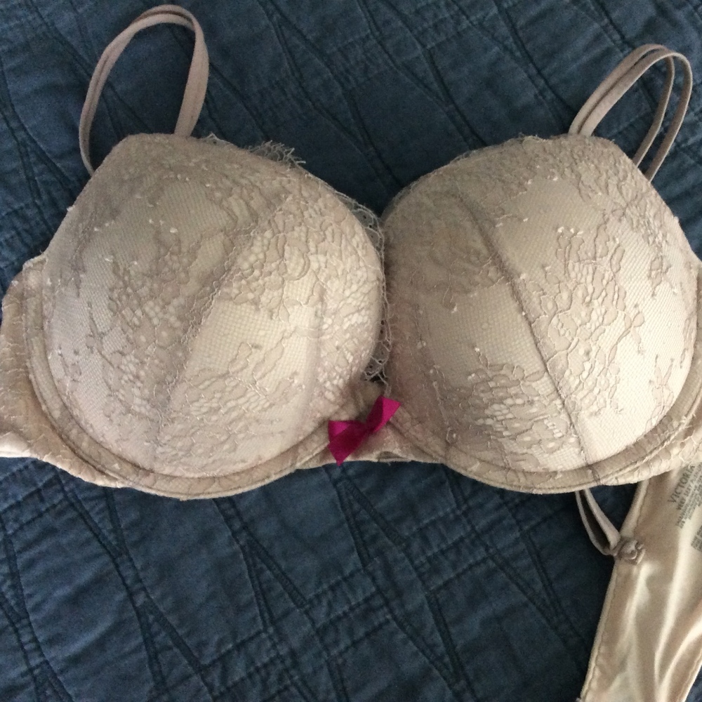 Victoria's Secret Bra 36C